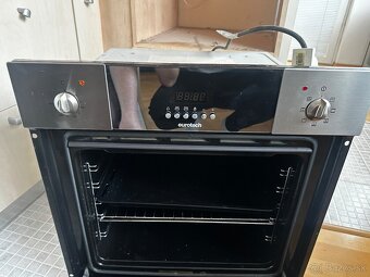 Elektrická vstavaná rúra - 4