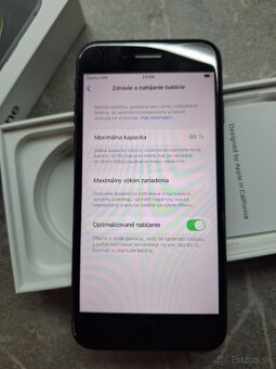Predám iPhone Se 2020 Black zdravie baterie 86 percent - 4