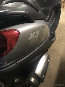 Piaggio X9 500 - 4