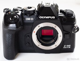Predám Olympus OM-D E-M1 Mark III + objektív M.Zuiko 12-40mm - 4