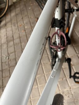 Predám cestný bicykel Triban RC 120 - 4