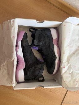 Tenisky Jordan Jumpman Two Trey - 4