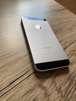 iPhone SE 32gb - 4
