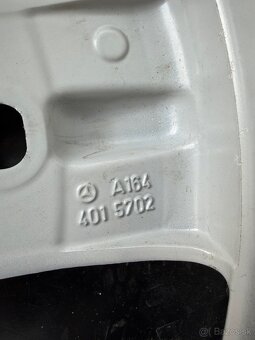 #2 Elektróny originál Mercedes r18 - 4