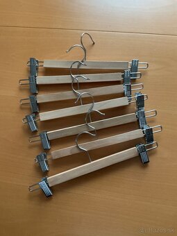 Predám vešiaky na odevy - 4