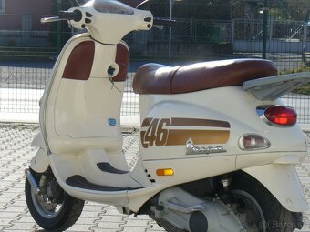 Vespa et 4 125 - 4