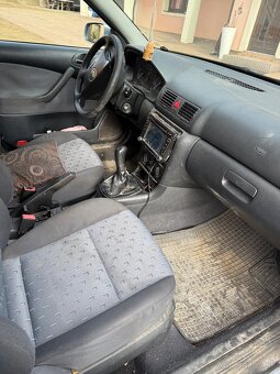 Škoda Octavia 1.6 - 4