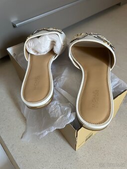 Michael Kors 37 sandále - 4