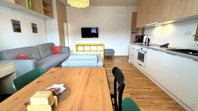 FINREA│2,5 izbový byt v najlepšej lokalite - Bysterec - 4