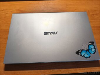 ASUS 15 Transparent Silver - 4