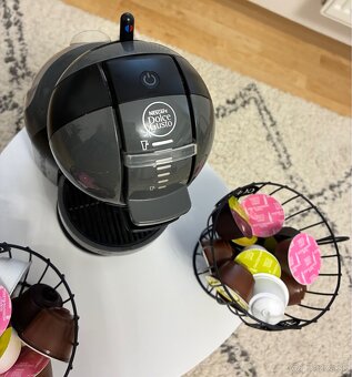 Kapsulový kávovar Dolce Gusto - 4