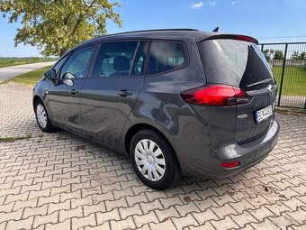 Opel Zafira Tourer - 4