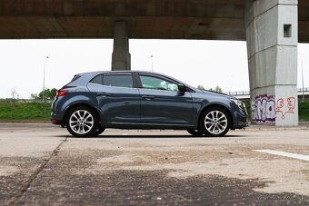 RENAULT MEGANE Hatchback - 4