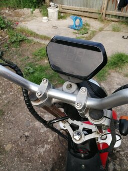 Elektricky chopper harley - 4