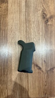 Predam WAS single elastic mag pouch + Magpul K2+ pistol grip - 4