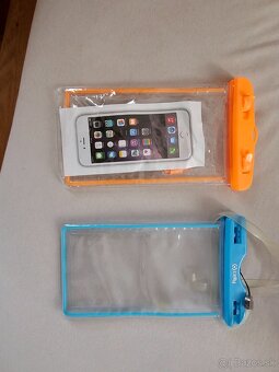Novy obal ktory udrží mobil v suchu aj po ponoreni do vody. - 4