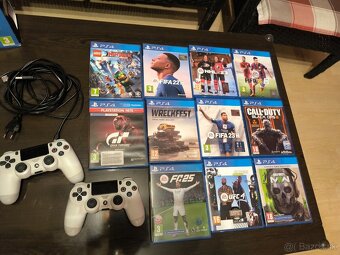 PlayStation 4 Pro - 4