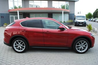 Alfa Romeo Stelvio 2.0 280k Benzín Q4 A/T⭐PREVERENÉ VOZIDLO⭐ - 4