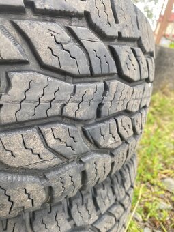 245 70 r16 cooper discoverer a/t - 4