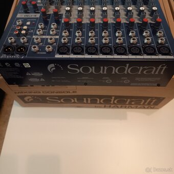 Soundcraft EPM 8 Analógový mixpult - 4