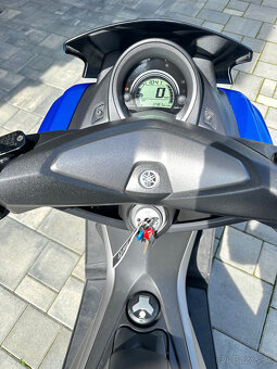 Predám Yamaha Nmax 125 - 4