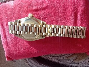 Rolex 26mm Lady-Datejust celozlate 18 karatove - 4