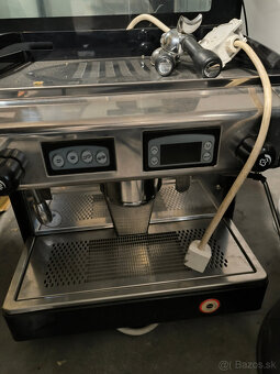 PROFESIÓNÁLNY KÁVOVAR - 4
