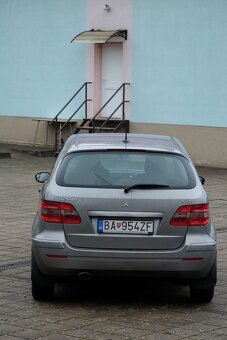 Mercedes Benz B200 CDI - 4