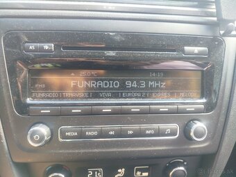 Autoradio skoda rapid orig. - 4