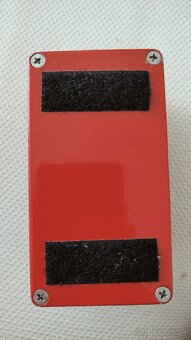 Wren and Cuff Your Face 70's - Silicon Fuzz - 4