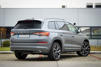 Škoda Kodiaq 2.0 TDI EVO 200 SPORTLINE 7M - 4