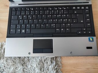 predám HP elitebook /8gb ram/ Intel core i3/ 256gb ssd disk - 4