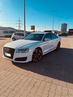 Audi S8 plus 445kw DPH - 4