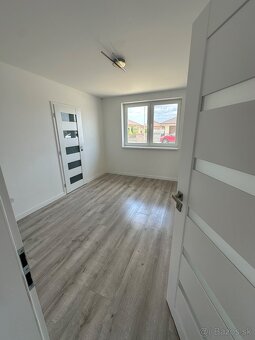 4 izbový rodinný dom na prenájom - 4