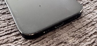 Iphone 15 - 4