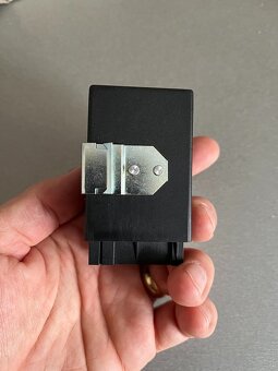 Predám relé automatického svietenia OPEL - 4