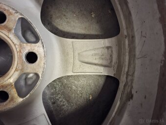 Continental na Dezent diskoch 225/55R17 - 4