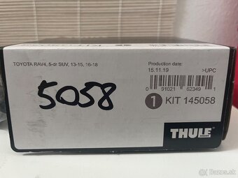 Thule strešné nosiče + 2x nosič bicyklov – Toyota RAV4 (2013 - 4