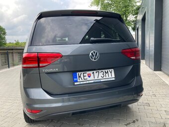 Volkswagen Touran 2.0 TDI DSG - 4