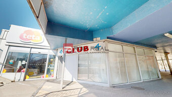 PREDAJ priestoru na frekventovanom mieste BRATISLAVA - 4