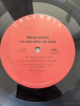 LP Miles Davis – The Man With The Horn - 4
