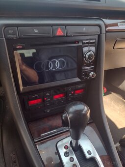 Predám Audi A4 b7 Avant Quattro 3.0 TDI 171kw.s-line Automat - 4