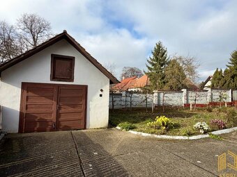 DVOJDOM, GARÁŽ, HOS. BUDOVA na pozemku 1140m² SENICA-KUNOV. - 4