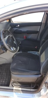 Predám Ford CMax platné papiere - 4