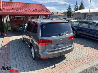 Volkswagen Touran 1.6 TDI Premium Comfortline DSG - 4