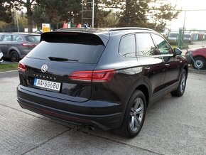 Volkswagen Touareg 3.0 V6 TDI SCR 4x4 automat,F1,koža,park p - 4
