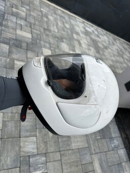 Prilba Arai - 4