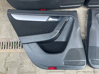 Vw Passat b7 Tapacire Dvery - 4