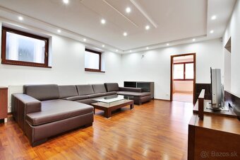 8-izbový rodinný dom v centre Malinova - 4