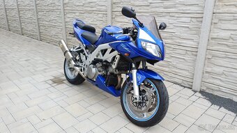 Suzuki SV1000S - 4